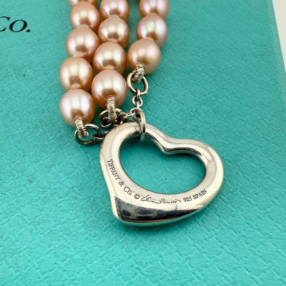 Tiffany & Co. Pink Pearl Open Heart Toggle Bracelet Sterling Silver Elsa Peretti - Picture 4 of 6